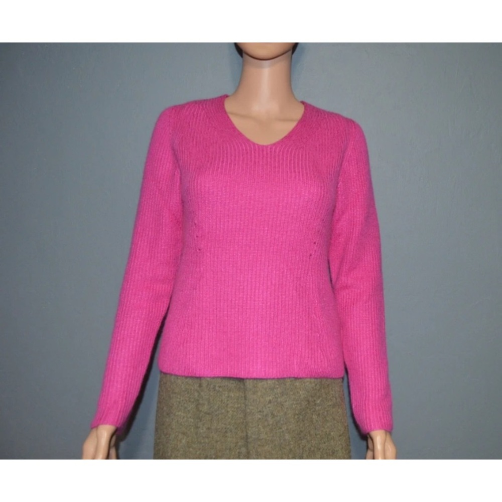 Yves Saint Laurent Women's Sz Medium Pink V Neck Knit Sweater Top